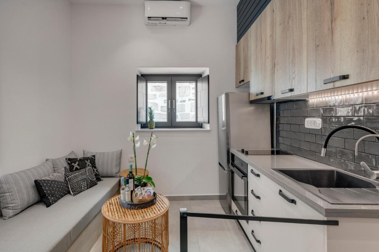 Syrose Suites Ermoupoli Esterno foto