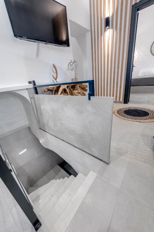 Syrose Suites Ermoupoli Esterno foto